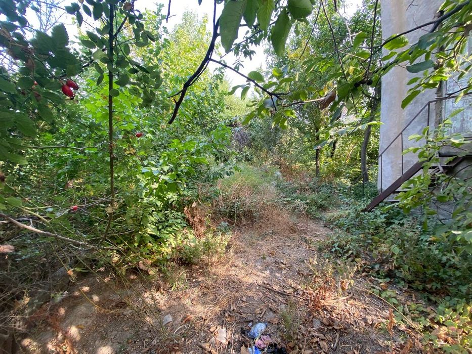 Продается земля на дачном поселке