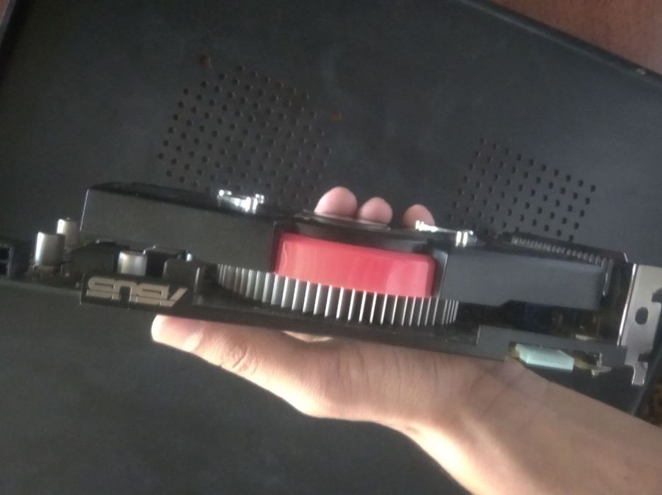 Asus Gtx 550 ti 1gb ddr5