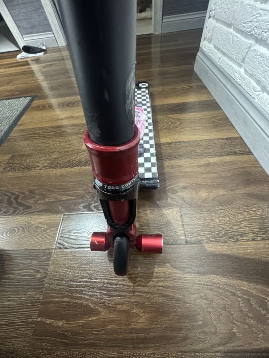 Трюковой самокат tech team aurora