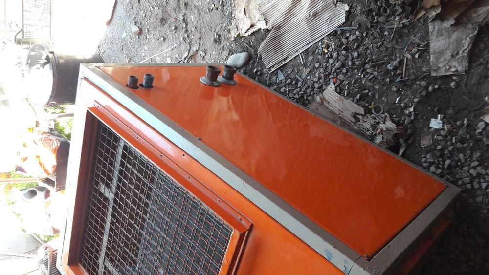 Radiator încălzire legat la centrală sau electric