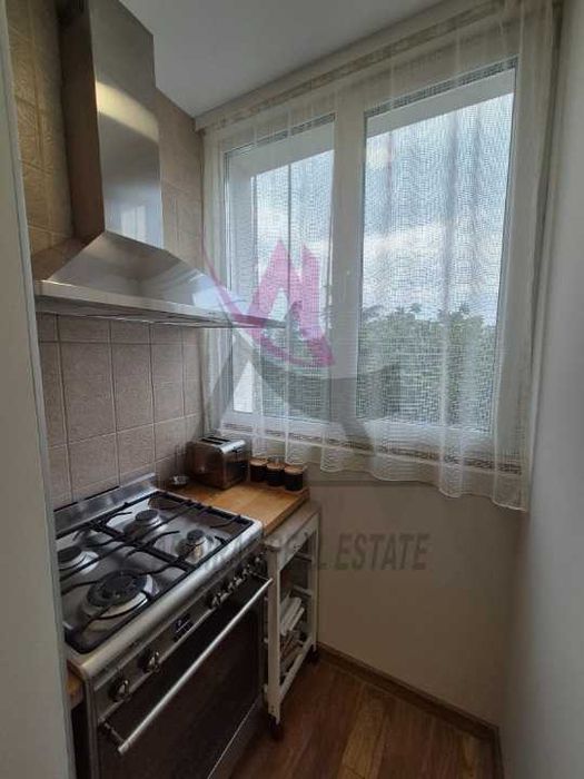 Луксозен -тристаен -Победа