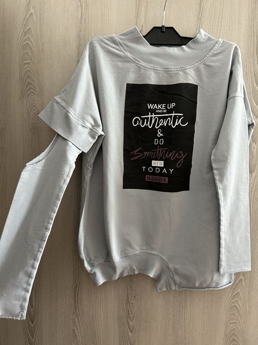 Дамски блузи с дълъг ръкав