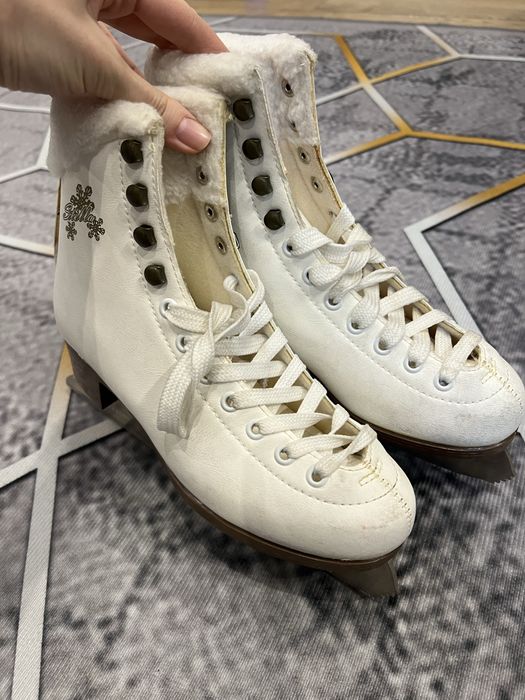 Коньки Botas Stella 230