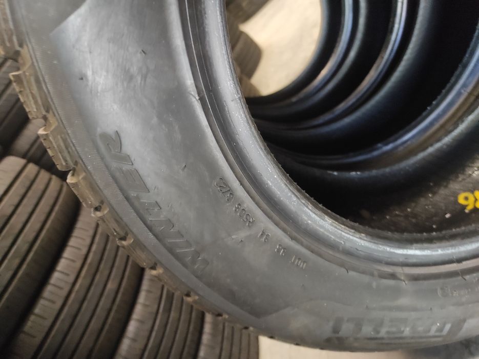 215/60/16 Dunlop/Pirelli