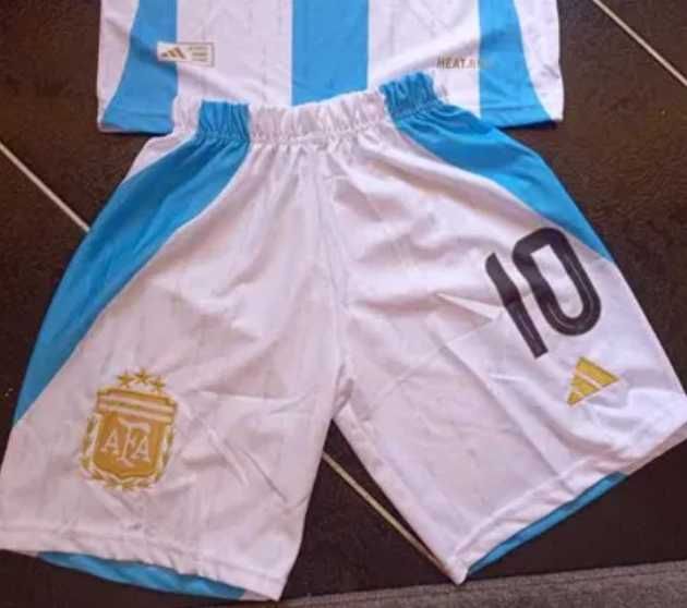 Оригинален детски екип на Аржентина - Лионел Меси - размер 164