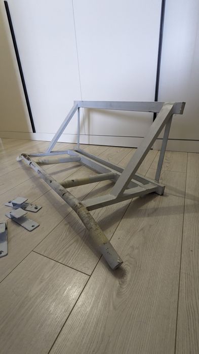 Турник настенный