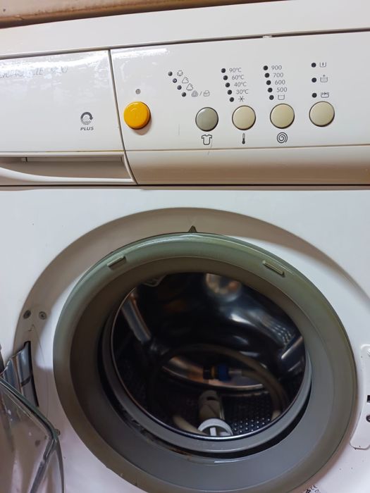 Стиральная машина Zanussi