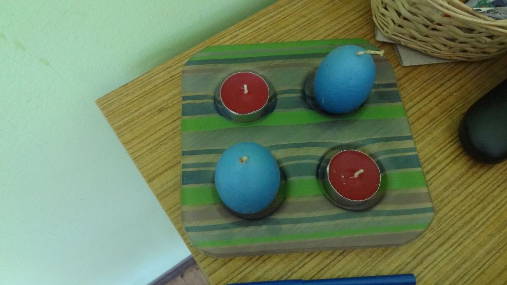 Свещник, Статуетка покривка и други