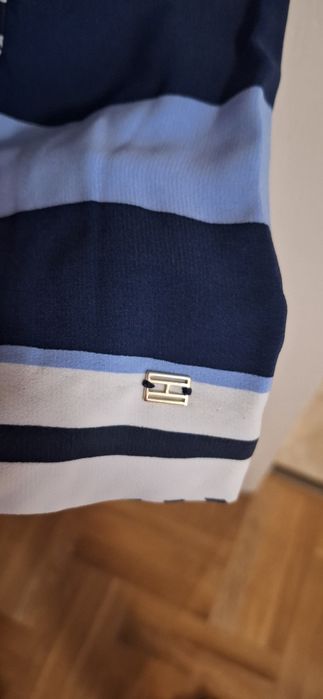 Нова рокля Tommy Hilfiger