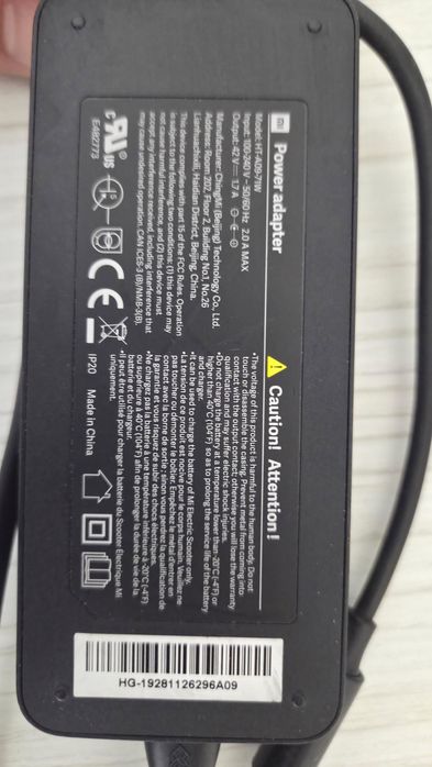 Vând încărcător xiaomi mi pro 2 original