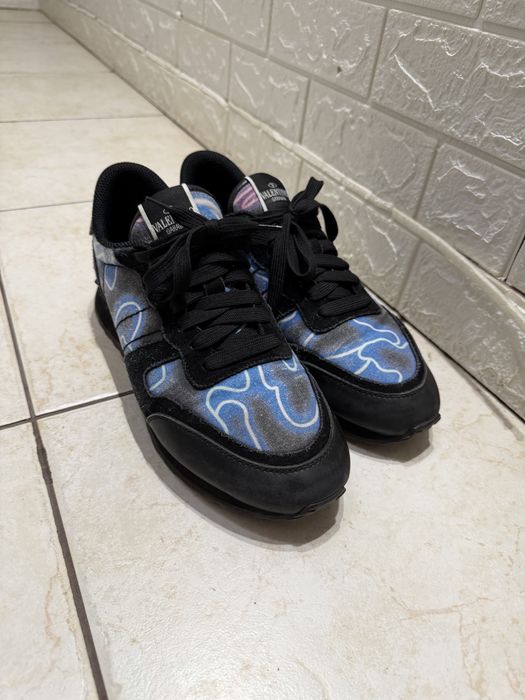 Valentino Garavavani Rockrunner 43