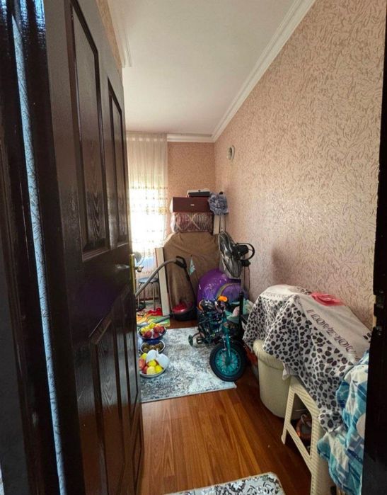 Продается квартира Юнусабад 9кв 2/5/9