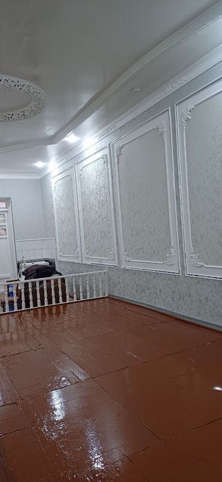 Lepka Tiyaga Zakaz olamiz Fasadniy Tiyaga