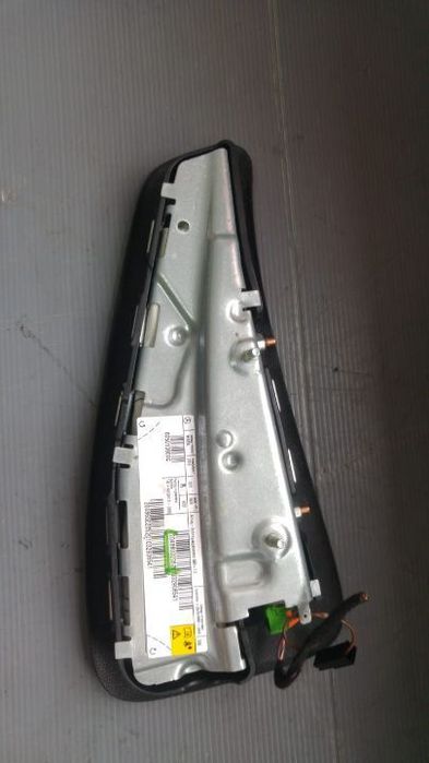 Airbag lateral dreapta fata mercedes c-class w204 break 20486002052