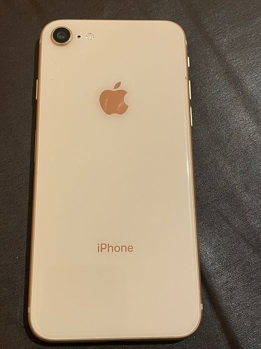 iPhone 8 64gb Излючително запазен