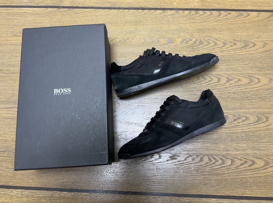Сникърси BOSS 44