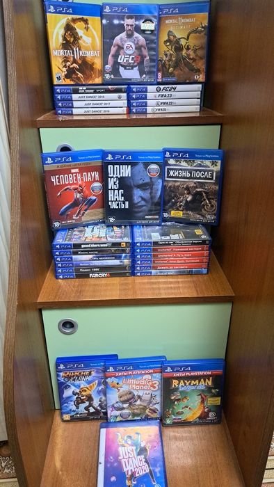 Сони 4 и сони 3 PSP. диски