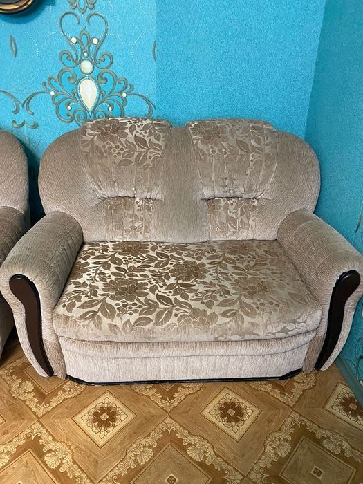 Диван с креслами