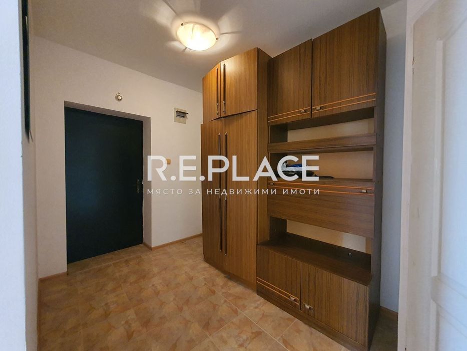 Продава се Двустаен апартамент в Варна, Бриз - 95 кв.м за 2000 €/кв.м - Снимка #8