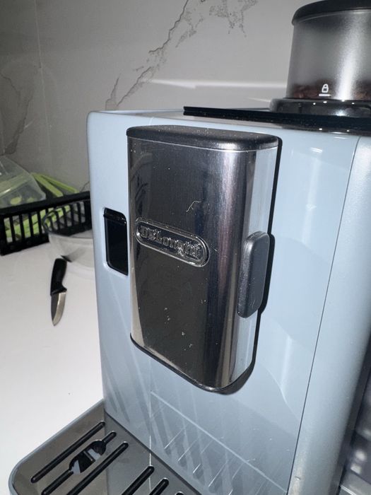 Кофемашина Delonghi