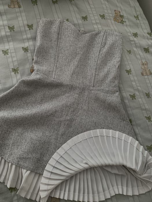 платье вечерное.