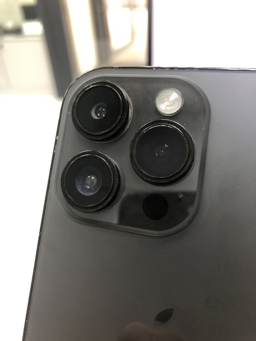 Iphone 14 pro 256gb (p25)