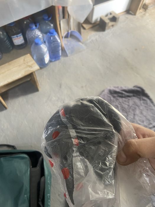 Продам 3D полики на KIA новые