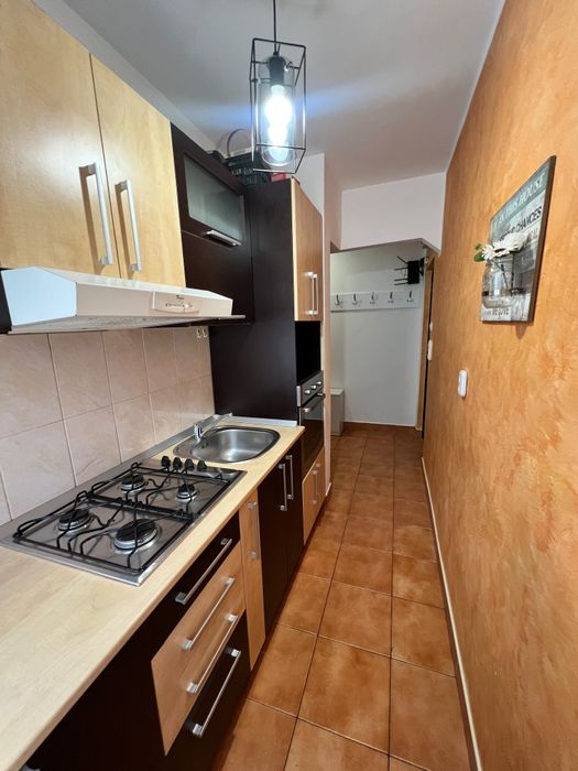 Inchiriez apartament 2 camere