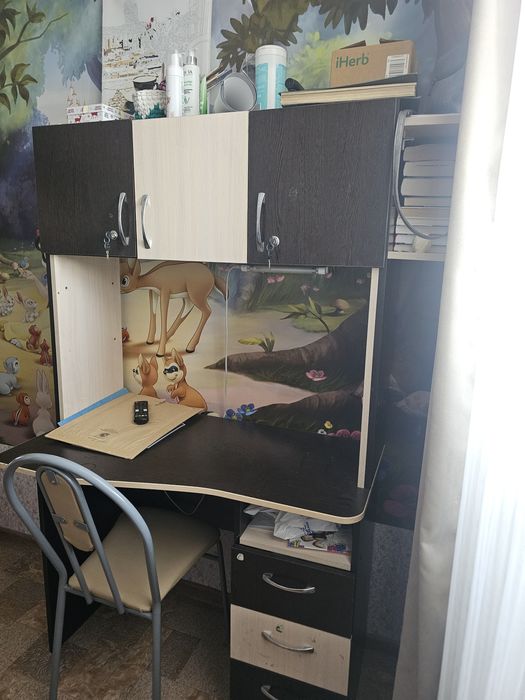 Стол компьютерный