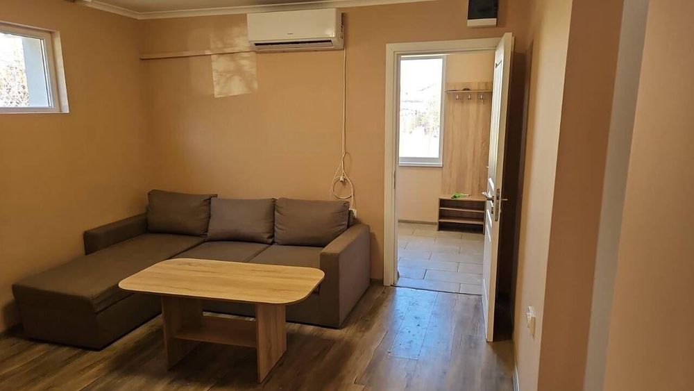 Къща в гр. Нови Искър