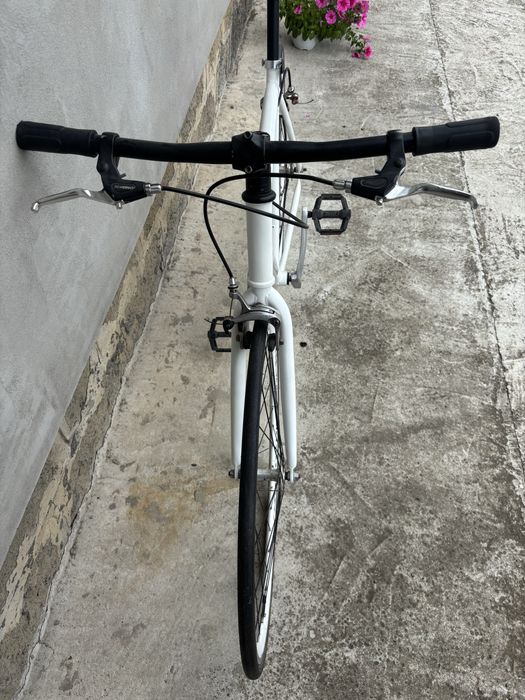 Bicicleta fixa 28