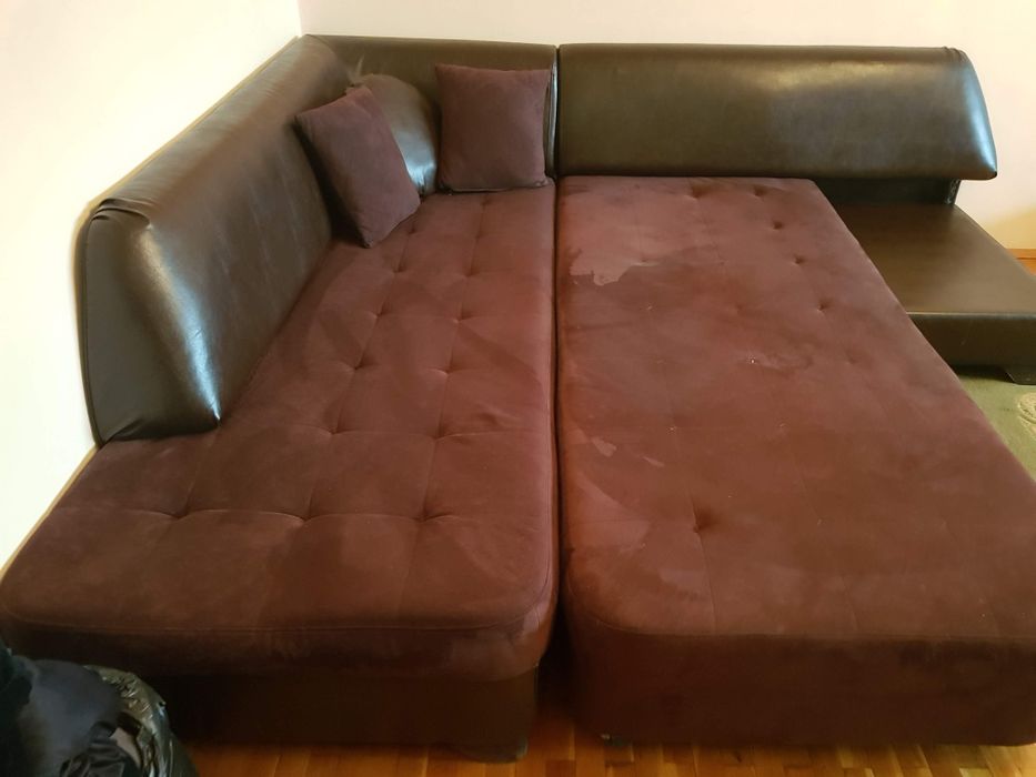 Разтегателен ъглов диван