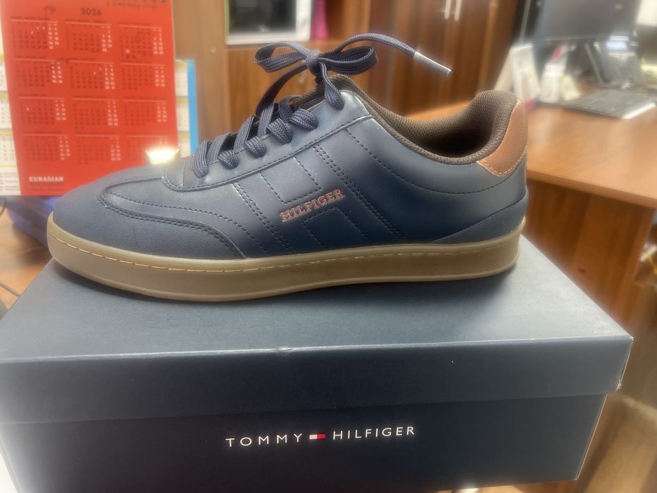 Кроссовки мужские из вылканизированой кожи