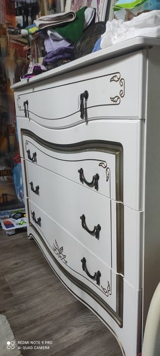 Спальный гарнитур