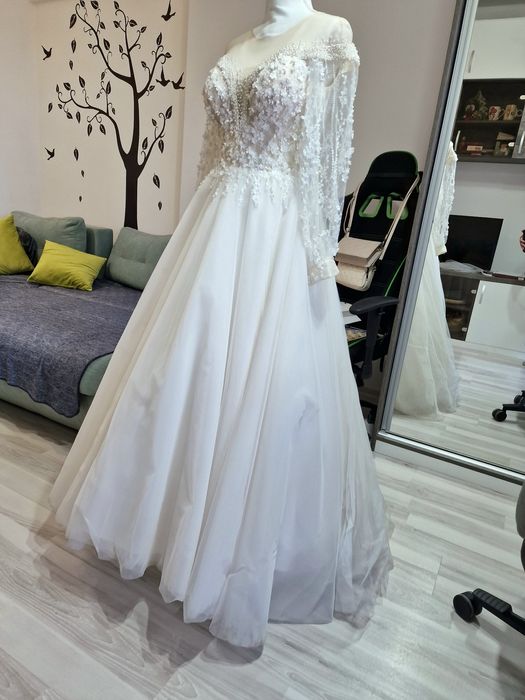 Rochie de mireasa alba superba / rochii pentru mireasa