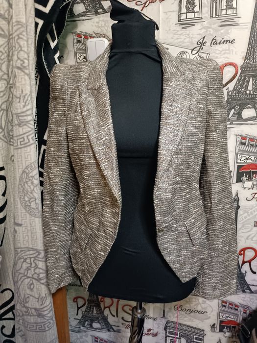 Продам женскую одежду