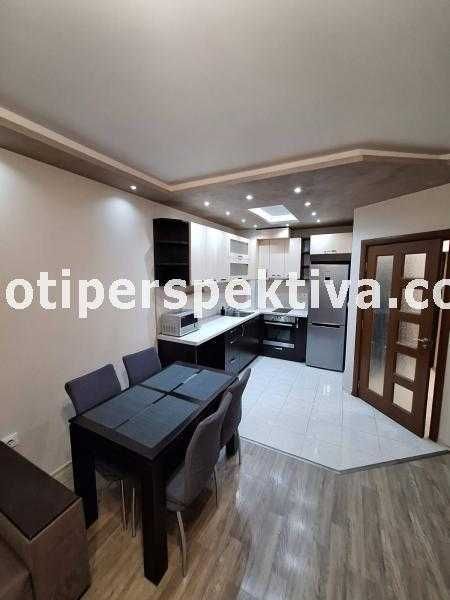 Продава се Двустаен апартамент в Пловдив, Кючук Париж - 64 кв.м за 1092 €/кв.м - Снимка #1