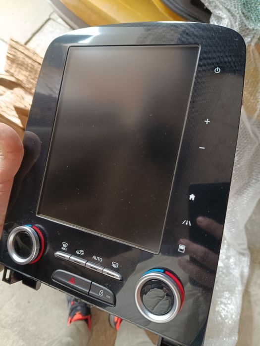 Дисплей за рено гранд сценик 4