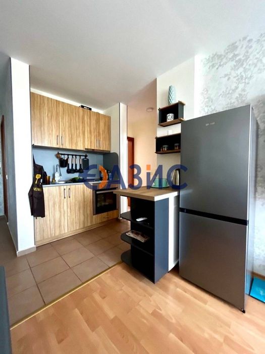 Продава се Тристаен апартамент в к.к. Слънчев бряг - 84 кв.м за 905 €/кв.м - Снимка #10