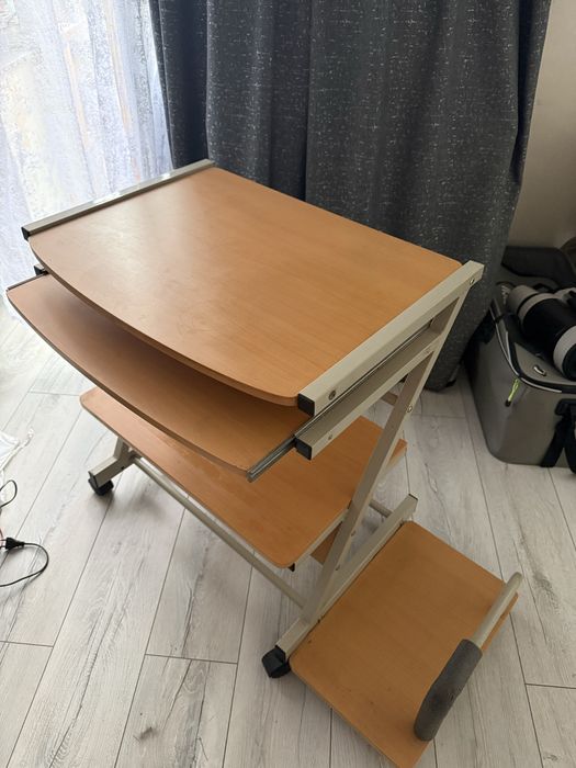 Компьютерный стол