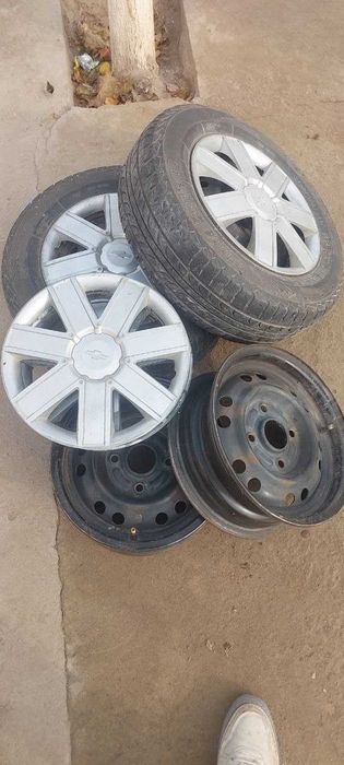 13 yevro diska sotiladi