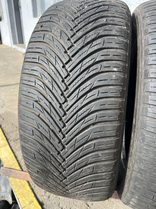 4 бр. всесезонни гуми 225/50/18 Maxxis DOT 2522 5,5-6 mm