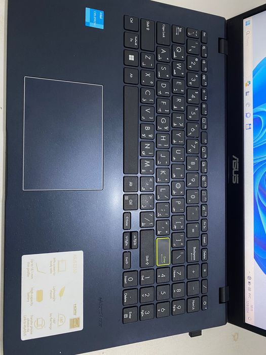 Asus E510K Ram 4 Gb SSD 256 Gb LCd 15.6 HD