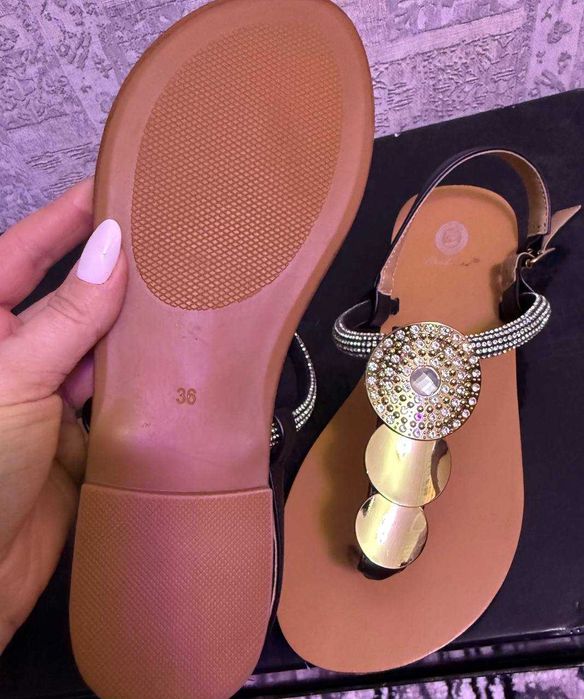 Новые Босоножки-сланцы, р.36 (Турция)