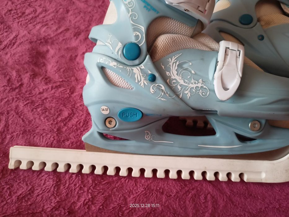 Продам коньки для девочки