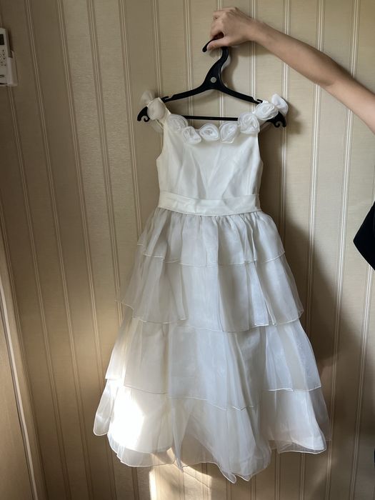 Продаем платья детские