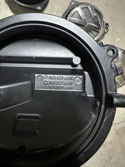 Maner portbagaj VW Passat b6, CC, Golf 5,6,7, Polo 6R, cod 6R6827469D