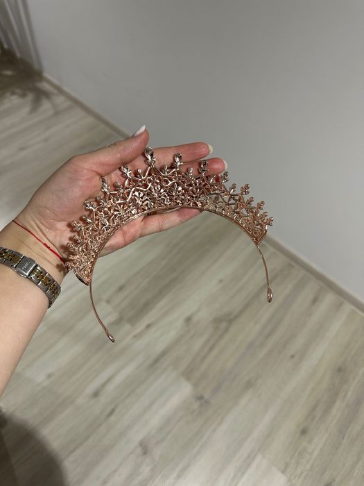 Rochie de mireasă superbă + coronițe CADOU