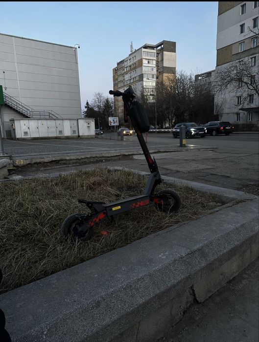 Vand trotineta electrica kukirin G2 2025