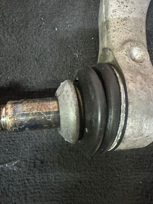 Brat Bmw seria 7 5 G70 G60 stanga dreapta